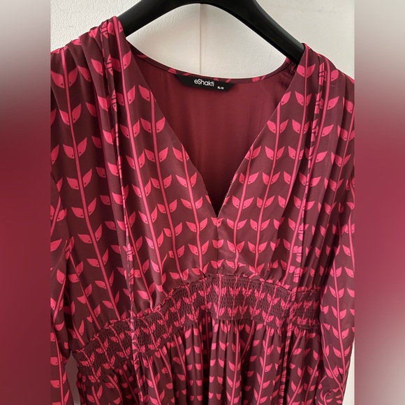 Eshakti maxi burgundy pattern dress - SZ xl - Picture 3 of 5